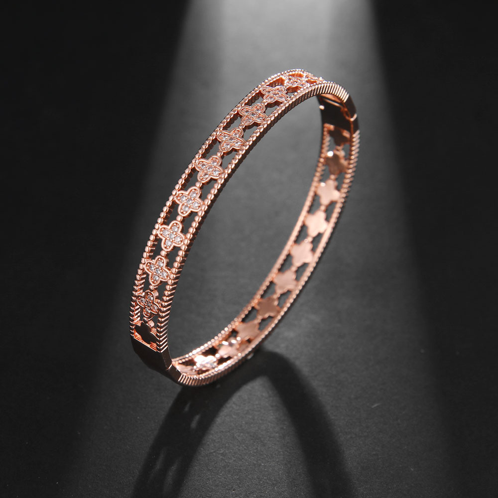 Lucky Four-leaf Clover Zirconia Openwork Bangle Bracelets