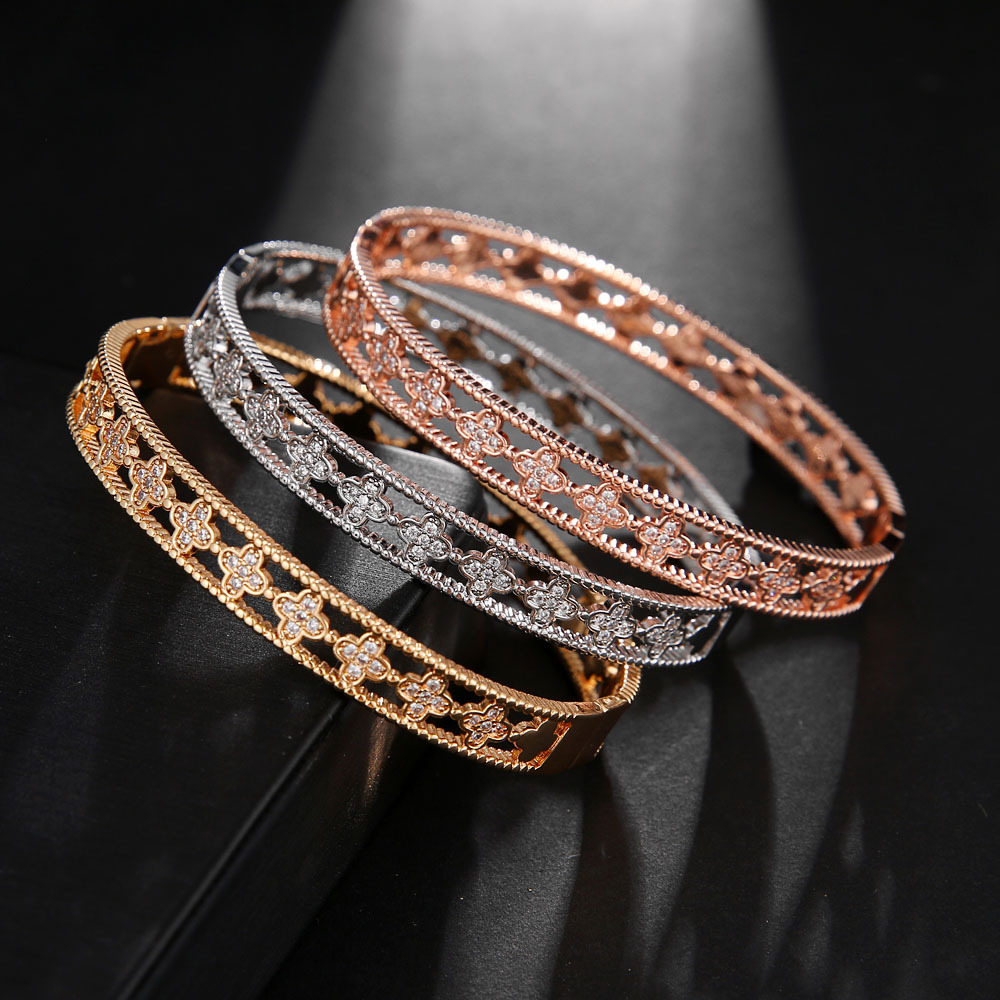 lucky four-leaf clover zirconia openwork bangle bracelets