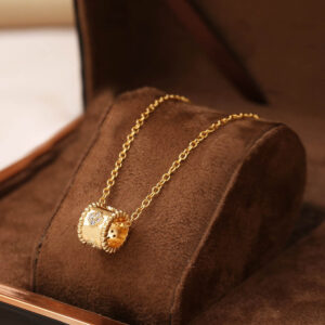 new four-leaf clover zircon pendants gold