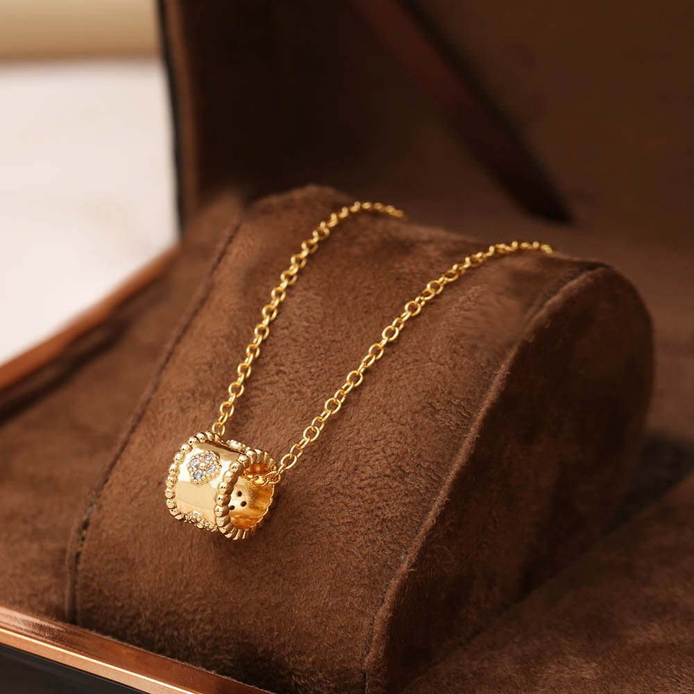 new four-leaf clover zircon pendants gold new four-leaf clover zircon pendants gold